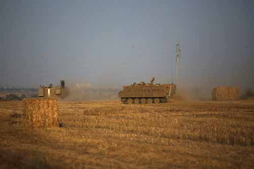 Israel không kích Gaza: 28 người chết, 150 người bị thương ảnh 2